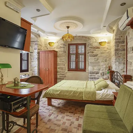 Apartments Wine House Old Town Kotor Exterior photo