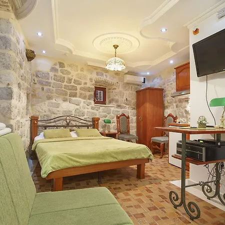 Apartments Wine House Old Town Kotor Exterior photo