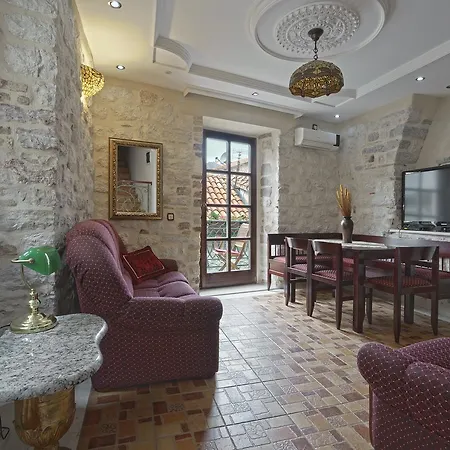 Apartments Wine House Old Town Kotor Exterior photo