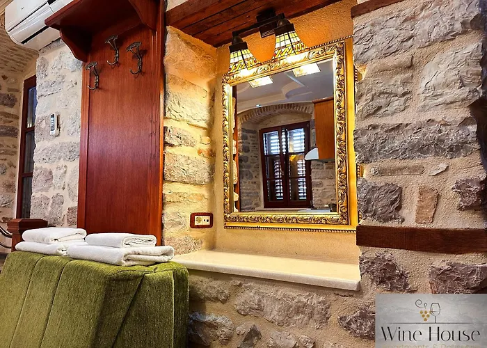 Apartments Wine House Old Town