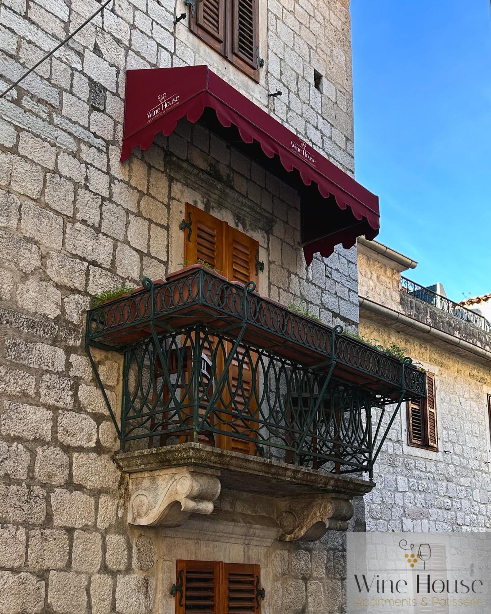 Wine House Old Town * Kotor